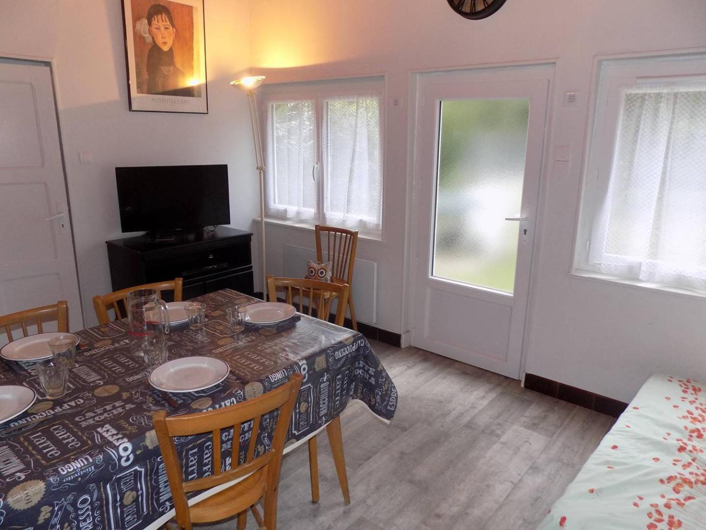 Meschers Sur Gironde - Agreable Maison Au Calme - Grand Jardin - Foret ภายนอก รูปภาพ